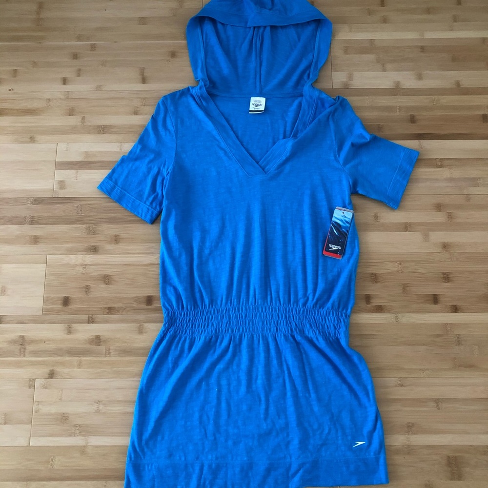 ⭐️ NWT Women’s Speedo Swim Coverup